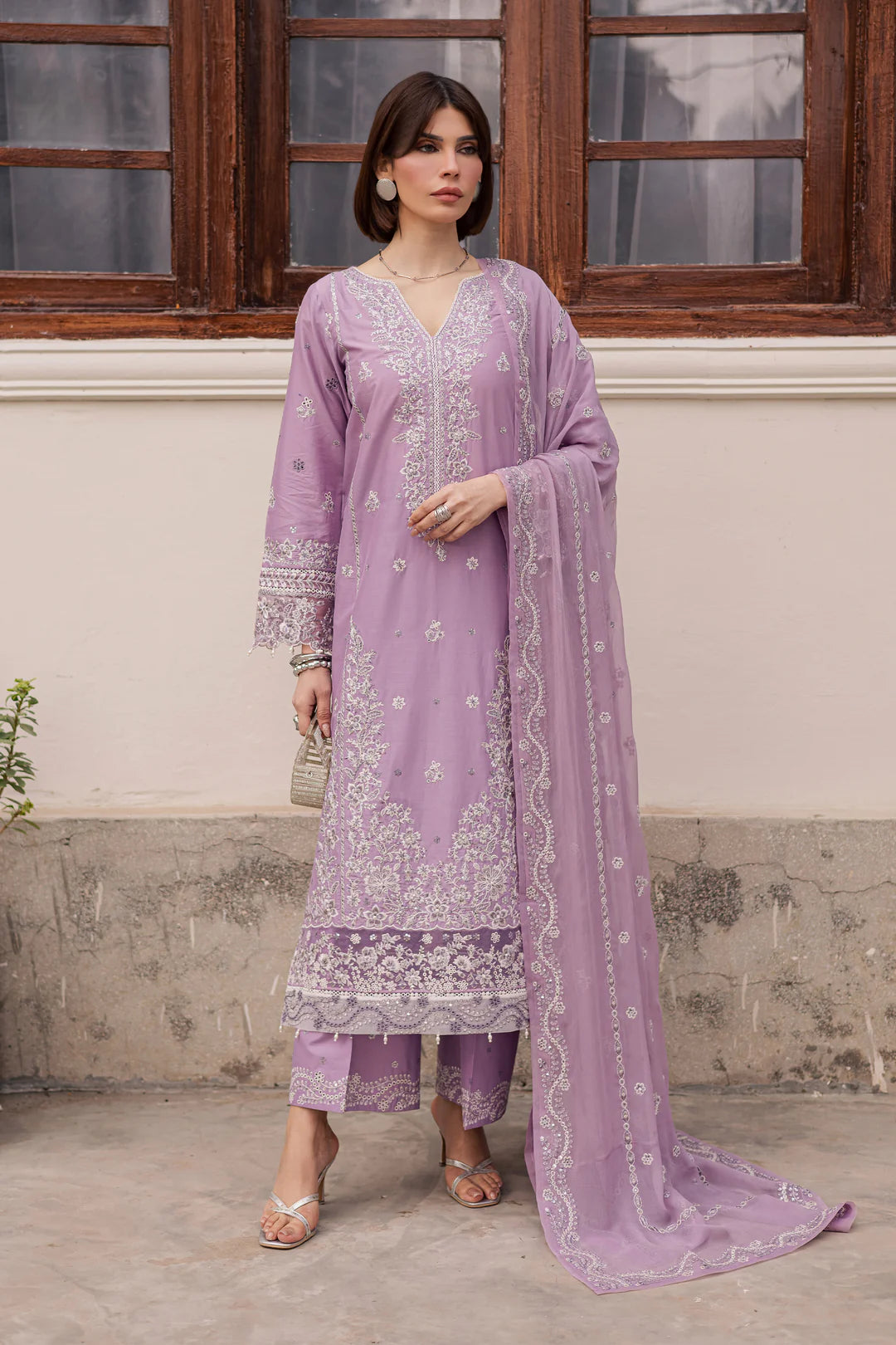 Banafsh 3Pc Festive Embroidered Lawn - Embroidery Detail | MEHRAAH