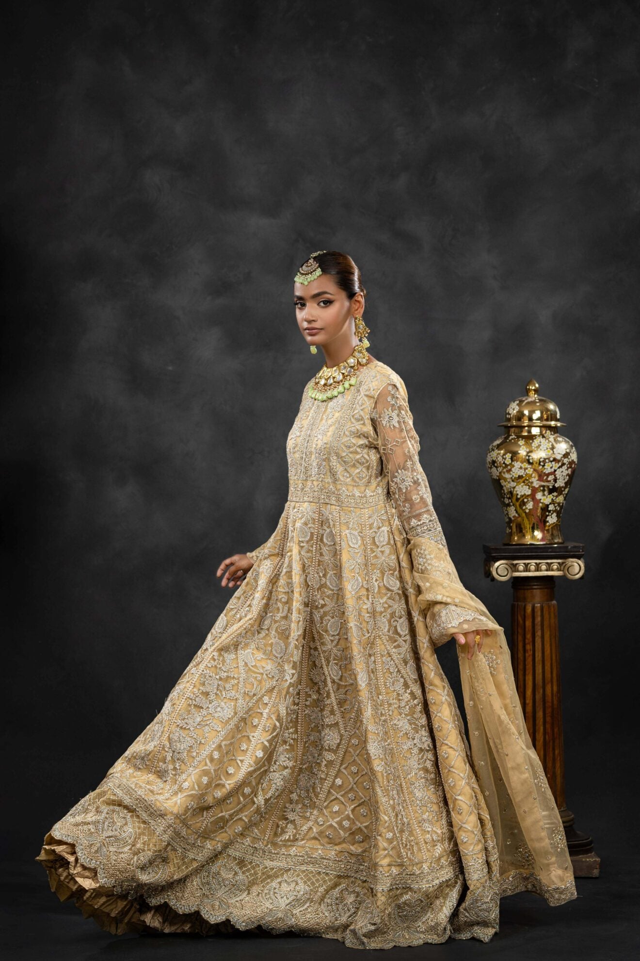 Zarmina Heavy Embroidered Maxi - Full Look | MEHRAAH