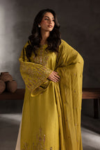 Medalion 3Pc Embroidered Lawn Dress - Lifestyle Shot | MEHRAAH