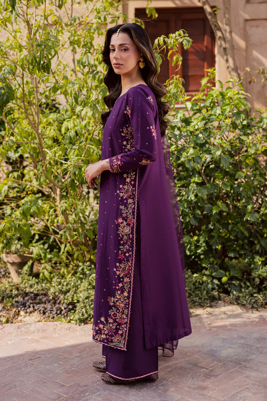 Pink Lavender 3Pc Festive Embroidered Lawn - Dupatta Detail | MEHRAAH